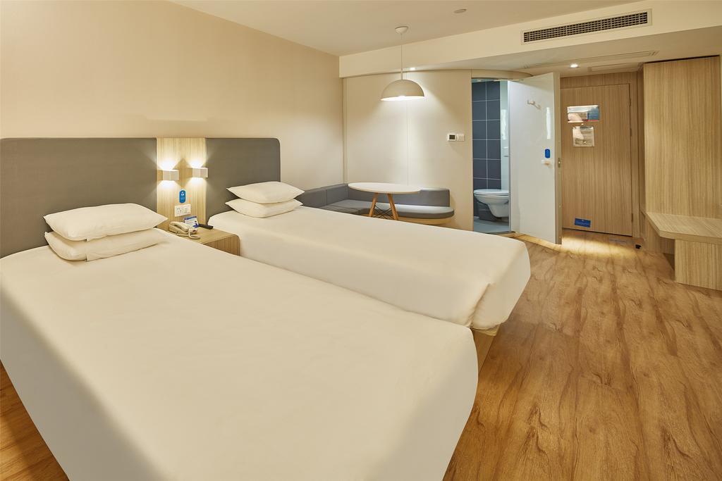 Hanting Hotel Shanghai Lujiazui Dongfang Road Екстер'єр фото